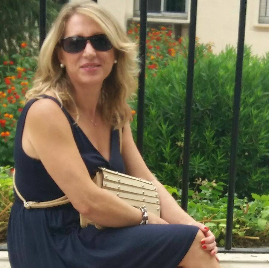 Te gustaría tener una charla morbosa conmigo?