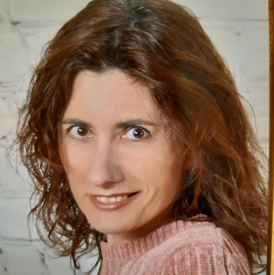 Soy una mujer que se ha pasado la vida respetando a un hombre el cual no me daba sexo y ahora he decidido tener todo el que pueda. Quiero a un hombre que este dispuesto a darme todo el sexo que necesito Estoy tan falta de orgasmos que solo con tocarme o susurrarme soy capaz de tenerlos.