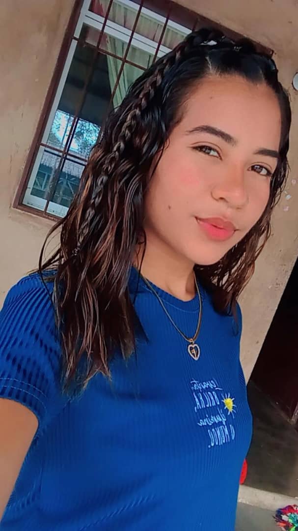 Sexo mientras hablamos por teléfono.