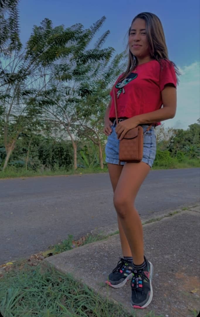 Sexo mientras hablamos por teléfono.