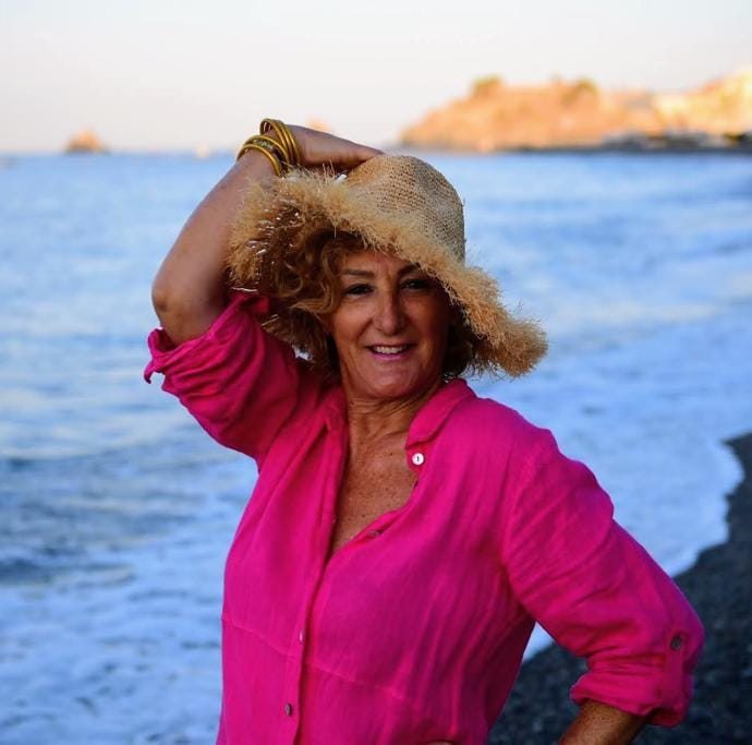 SOY LA MUJER DE LA QUE NO TE PUEDES OLVIAR