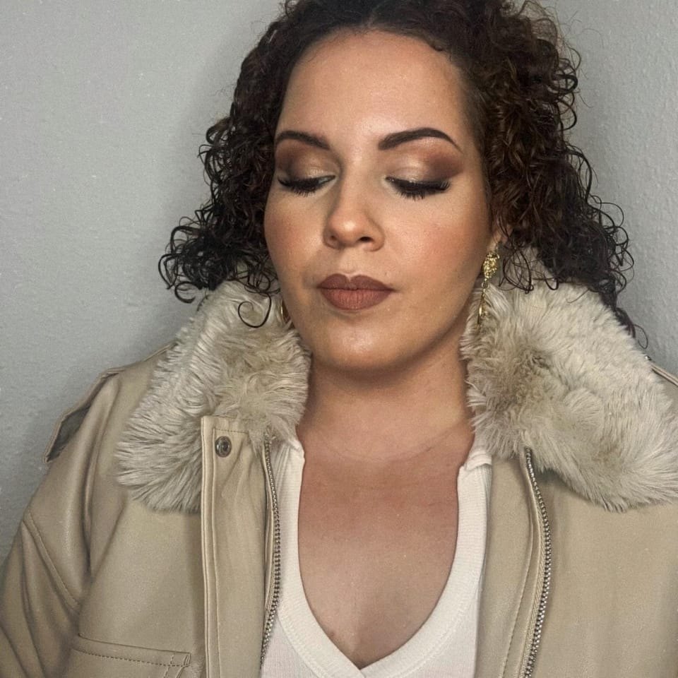 Busco una persona intensa y que le guste tanto el sexo como yo.