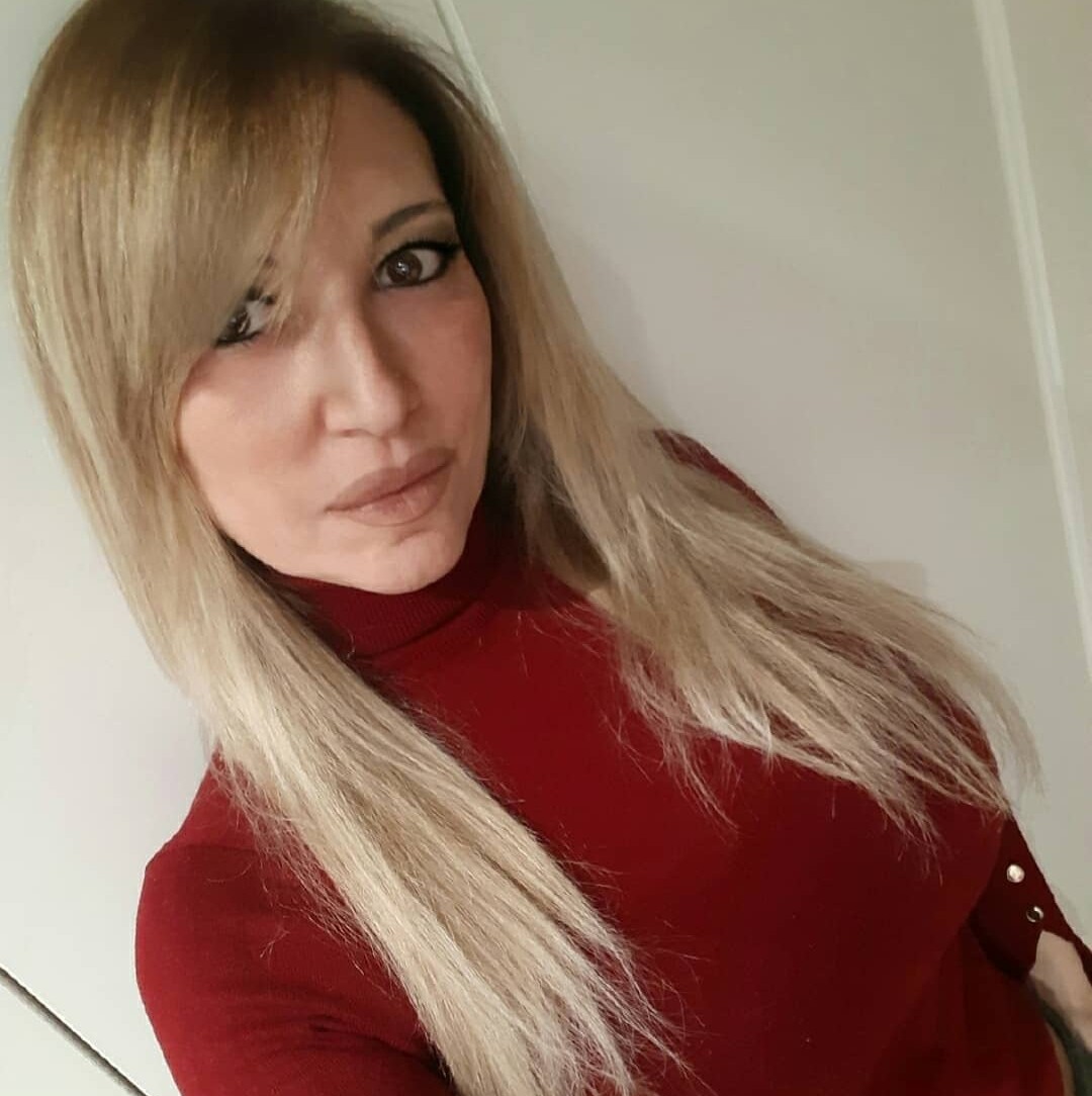 Quien dijo que una madura no excita?