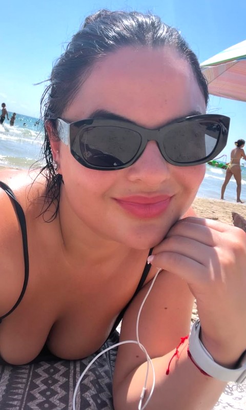 Soy de las que disfrutan una conexión intensa pero natural por teléfono.