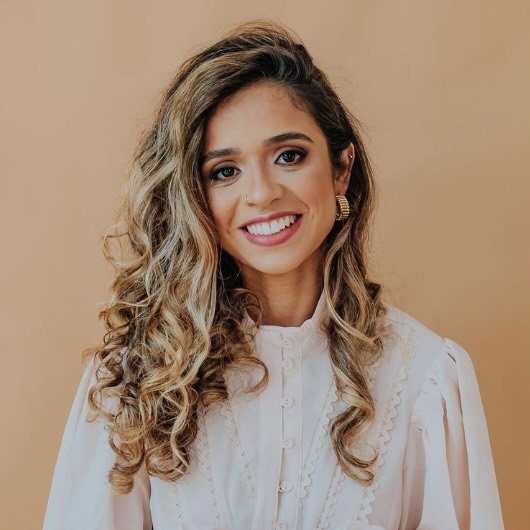 Soy una chica recién separada, no busco volver atarme a nadie solo me apetece disfrutar y pasar el rato.