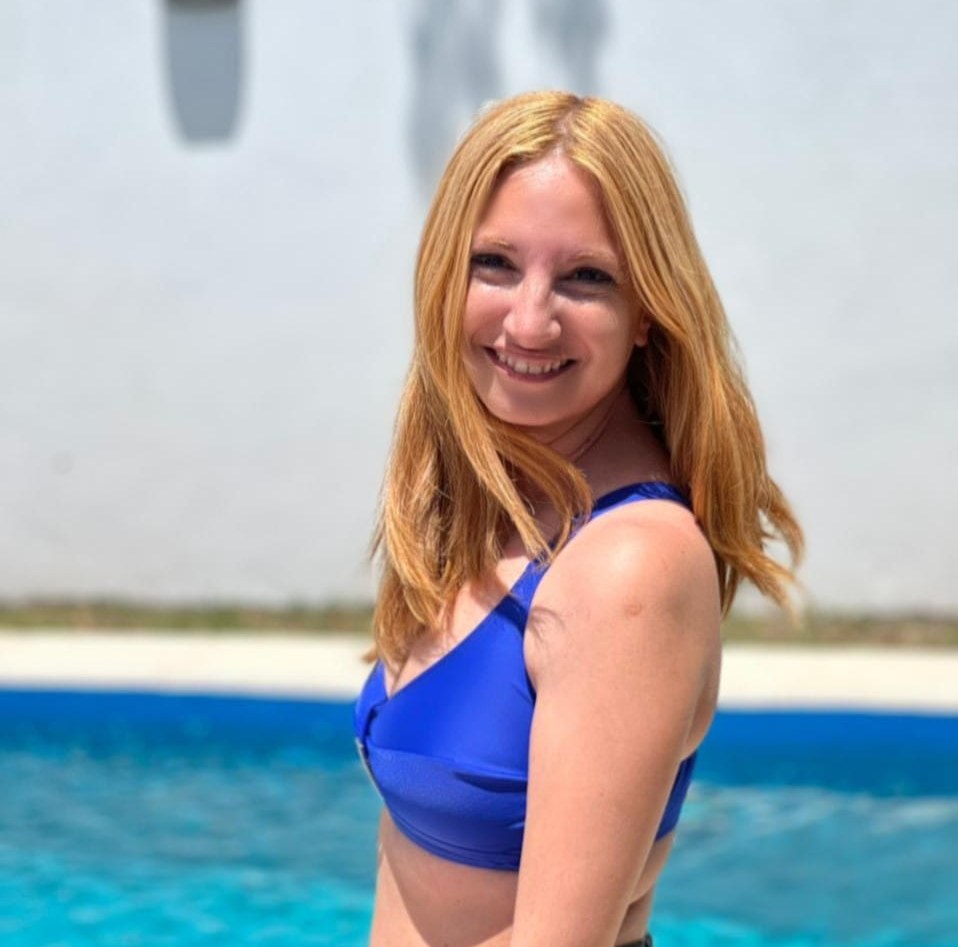 Hola chicos, soy una chica joven, estudiante y muy educada, me gusta hacer muchas cosas pero sobre todo me gusta jugar con chicos.