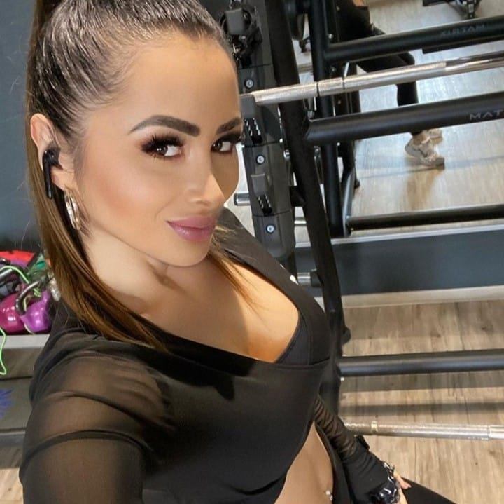 Soy una chica que solo le interesa pasárselo bien. Busco sexo, no hay nada mejor que la sensación de placer. SEXO, PLACER