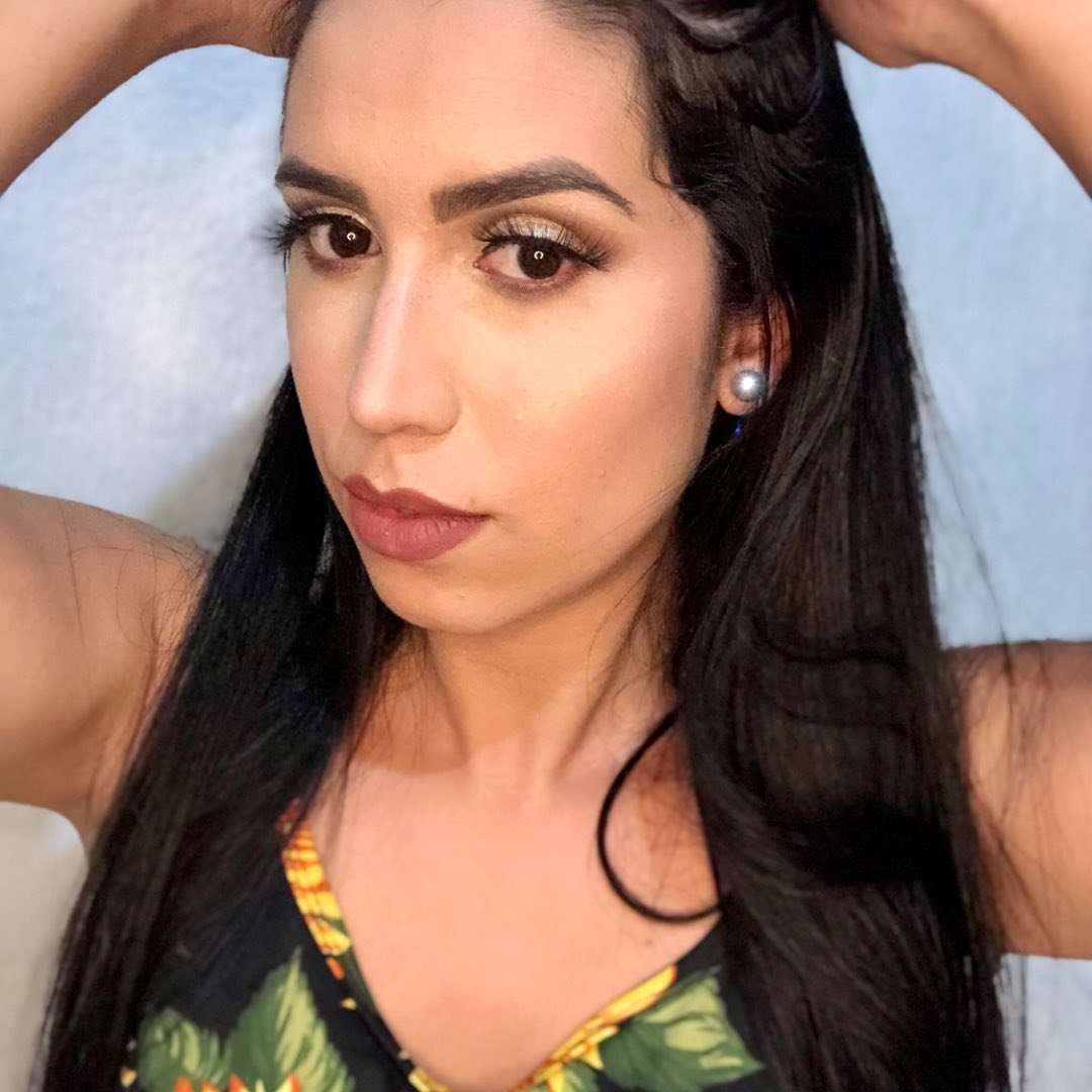 Soy una chica con ganas de jugar y pasarlo bien Busco pasarlo bien con chicos similares a mi  si estás interesado no dudes en contactar